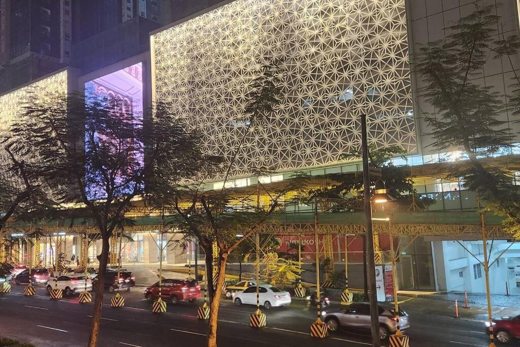 Casa Antonio At Uptown Parksuites Tower One Bgc Manila Exterior foto