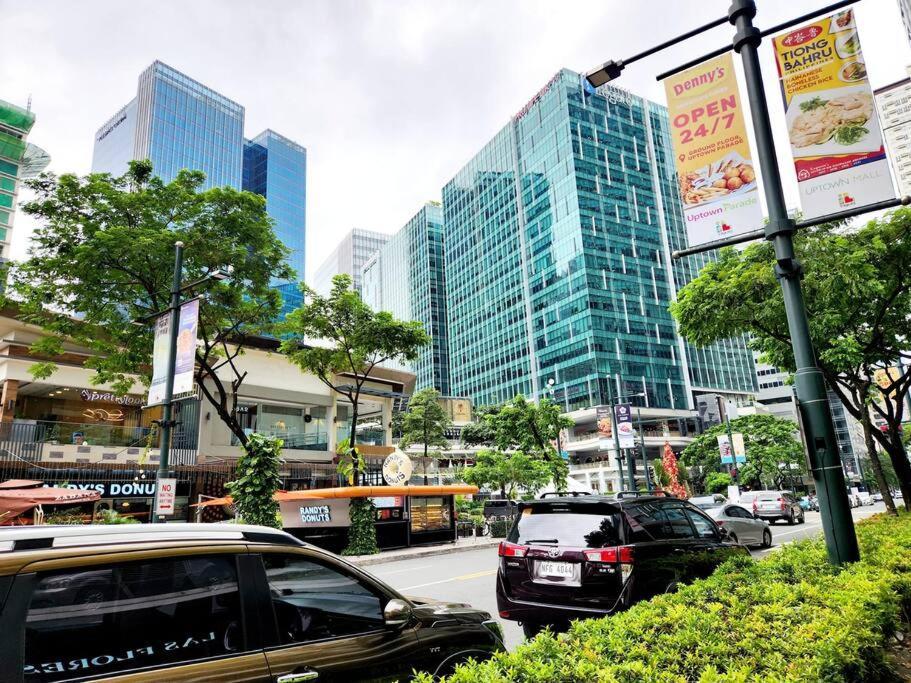 Casa Antonio At Uptown Parksuites Tower One Bgc Manila Exterior foto
